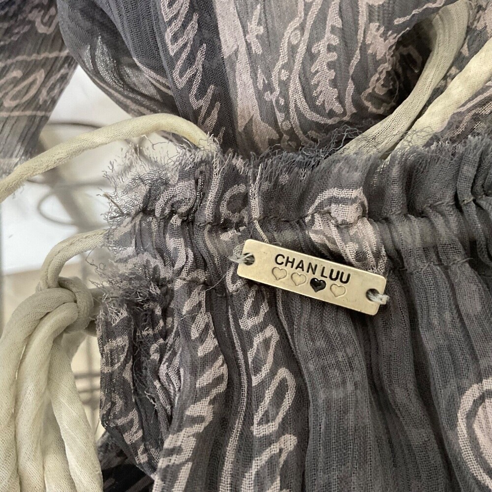 Chan Luu Top blouse womens Med. Halter tank Adj. straps v neck Gray paisley Cami - Picture 6 of 9